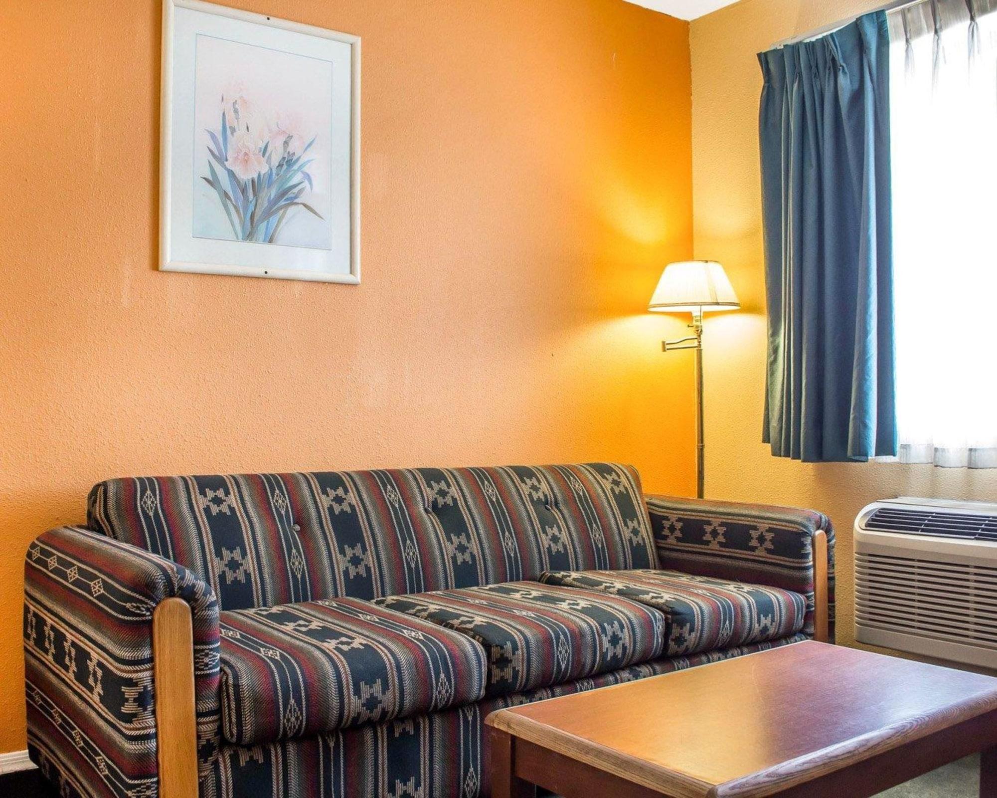 Travelodge By Wyndham Kingman Dış mekan fotoğraf