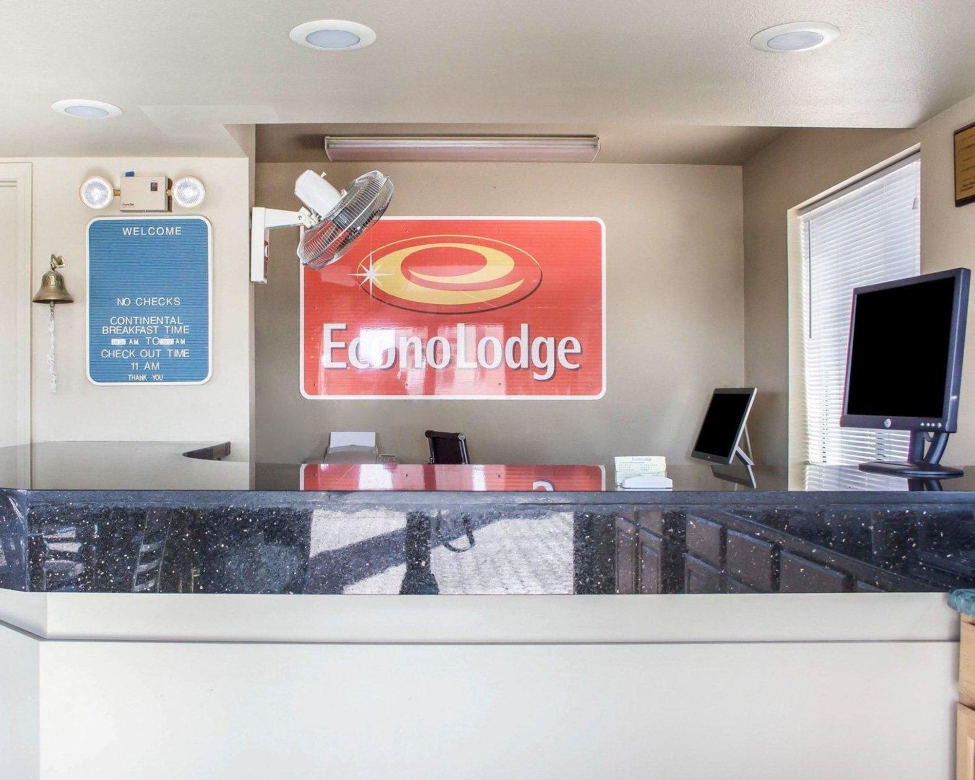 Travelodge By Wyndham Kingman Dış mekan fotoğraf