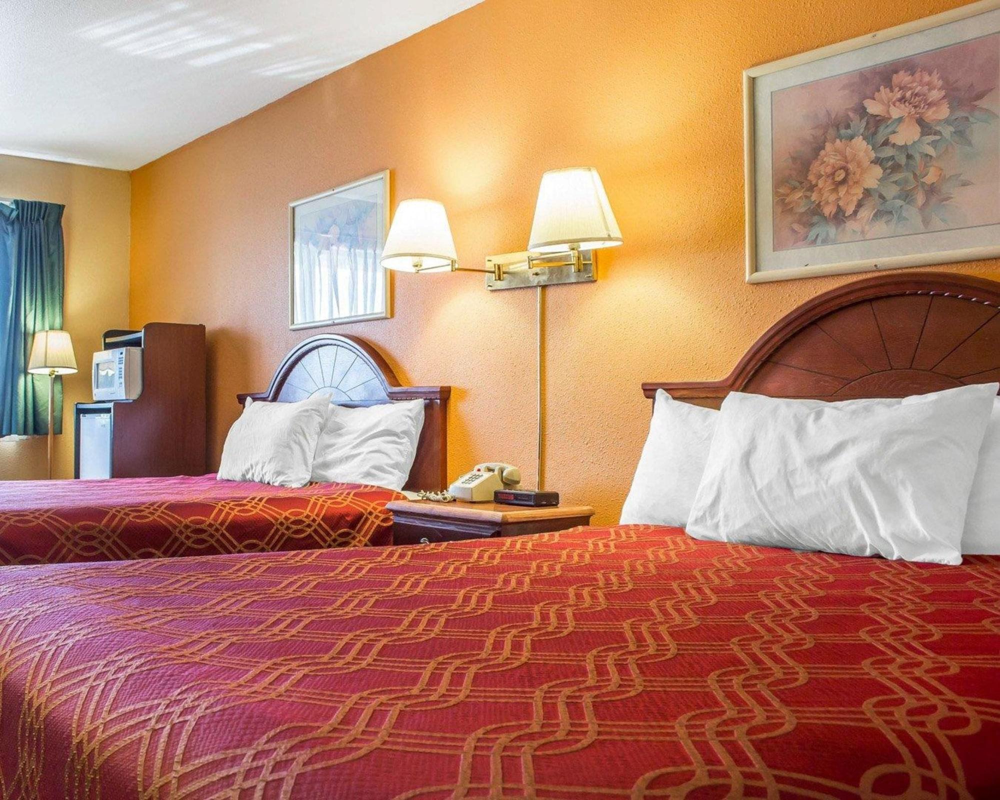 Travelodge By Wyndham Kingman Dış mekan fotoğraf