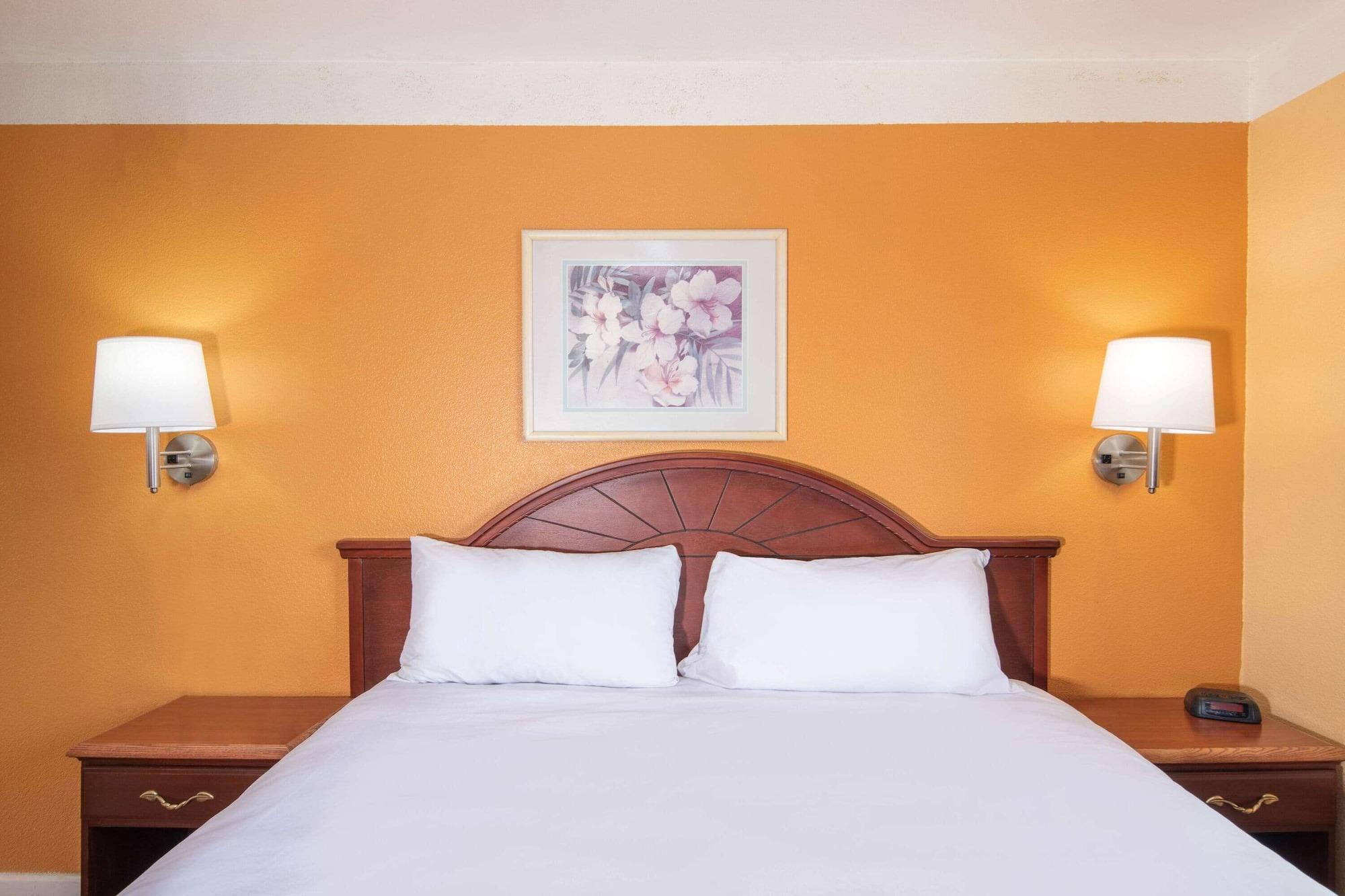 Travelodge By Wyndham Kingman Dış mekan fotoğraf