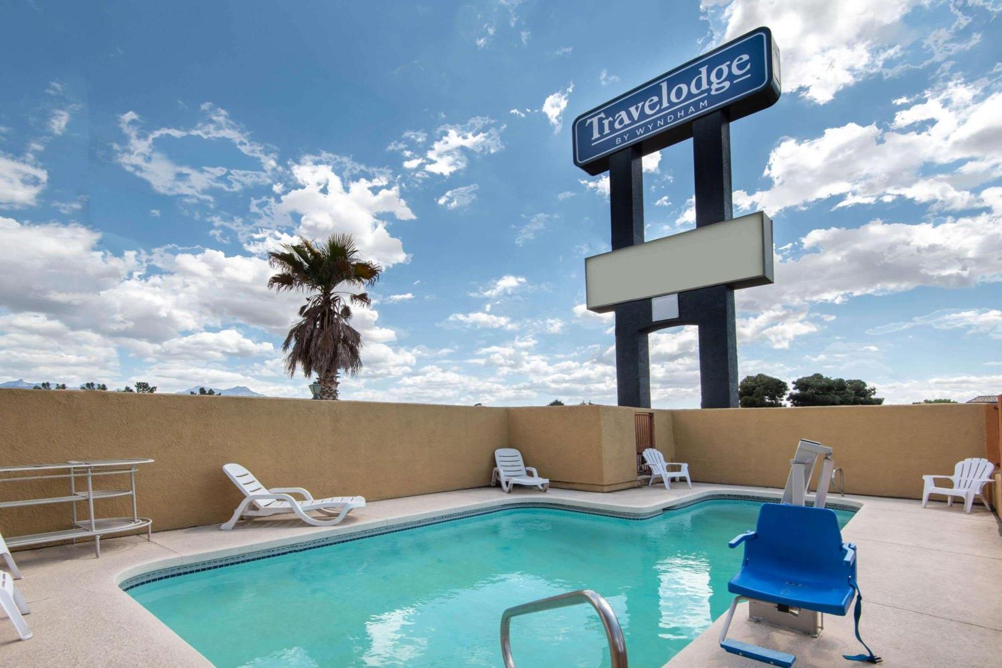 Travelodge By Wyndham Kingman Dış mekan fotoğraf