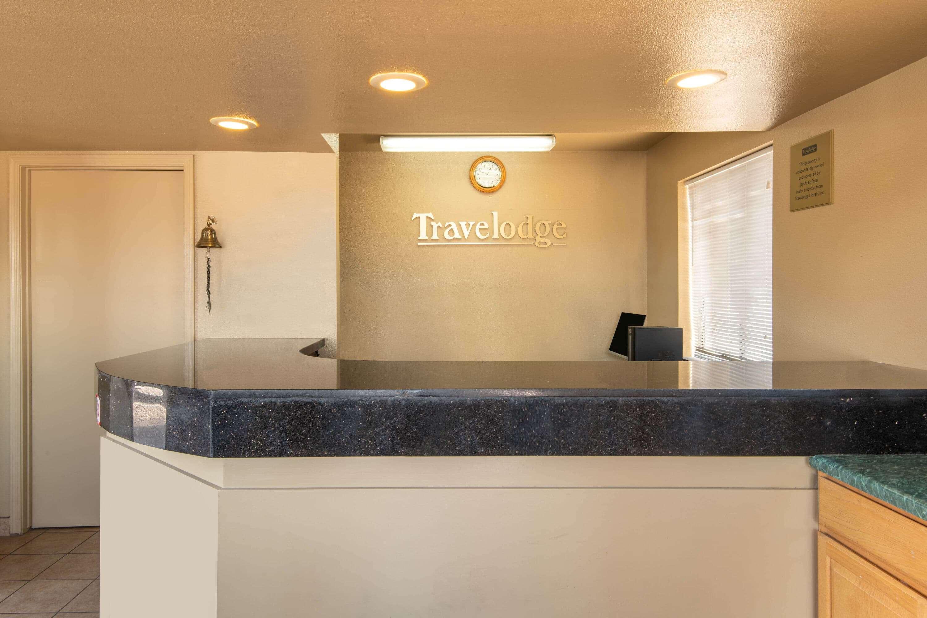 Travelodge By Wyndham Kingman Dış mekan fotoğraf
